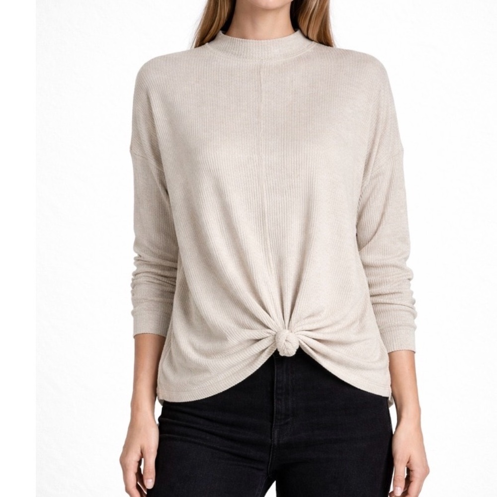 Juniors' SO Long Sleeve Cozy Mockneck Knot Front NEW long sleeve SZ SM Oatmeal